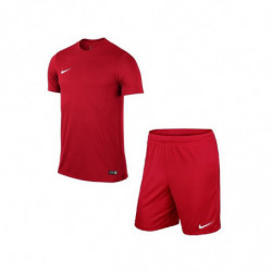 Детская футбольная форма Nike JR Park VI 725984-657+725988-657 красная