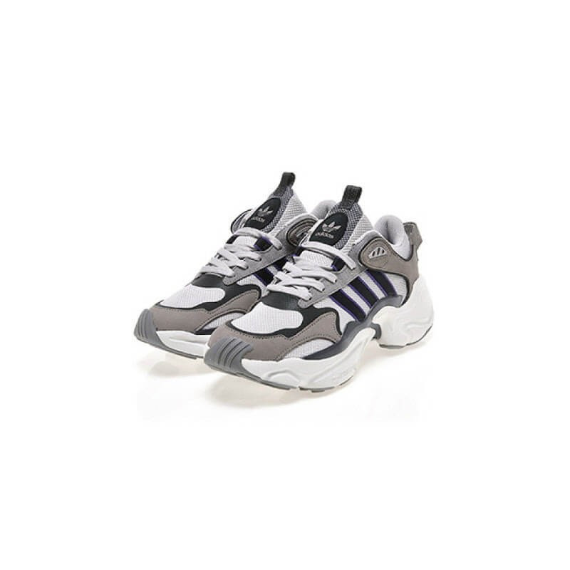 Кроссовки Женские Adidas Magmur Runner EE5142
