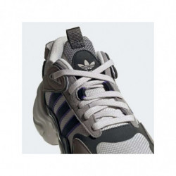 Кроссовки Женские Adidas Magmur Runner EE5142