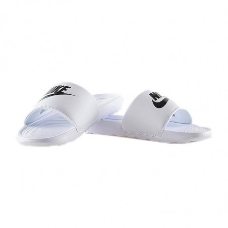 Шлепки Nike VICTORI ONE SLIDE CN9675-100