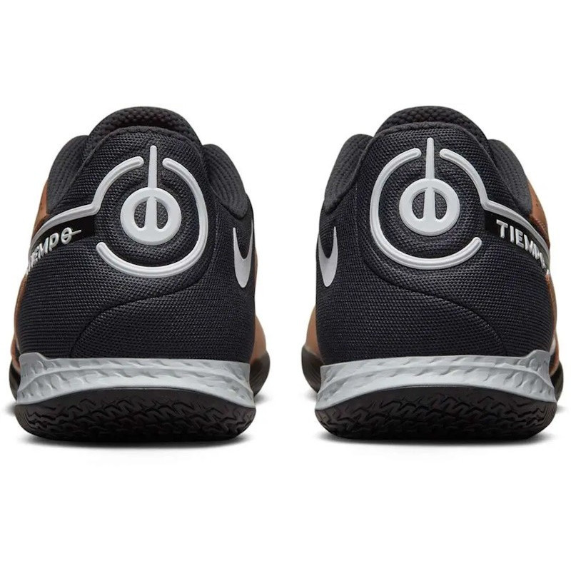 Футзалки Nike REACT LEGEND 9 PRO IC DA1183-810