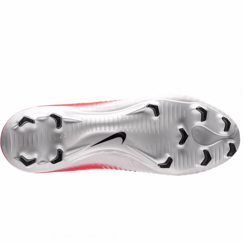 Футбольные бутсы NIKE MERCURIAL SUPERFLY V FG 831940-601