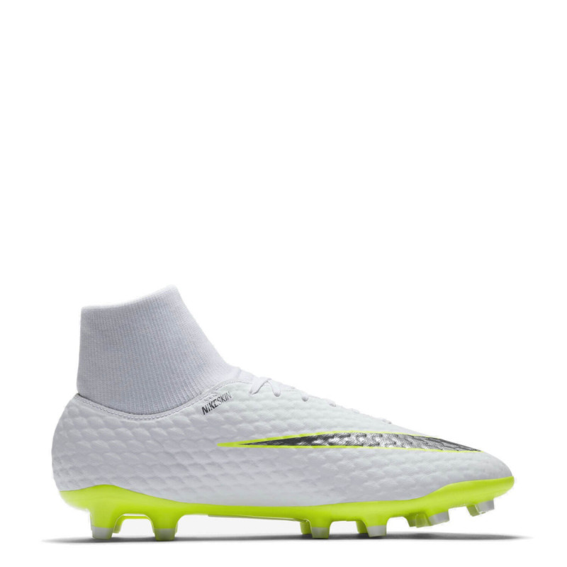 Футбольные бутсы NIKE PHANTOM 3 ACADEMY DF FG AH7268-107